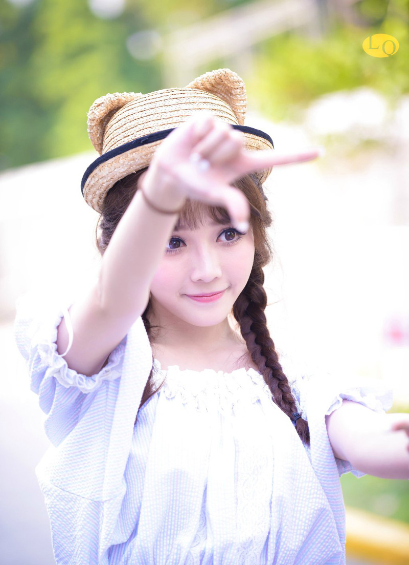 “喏！”